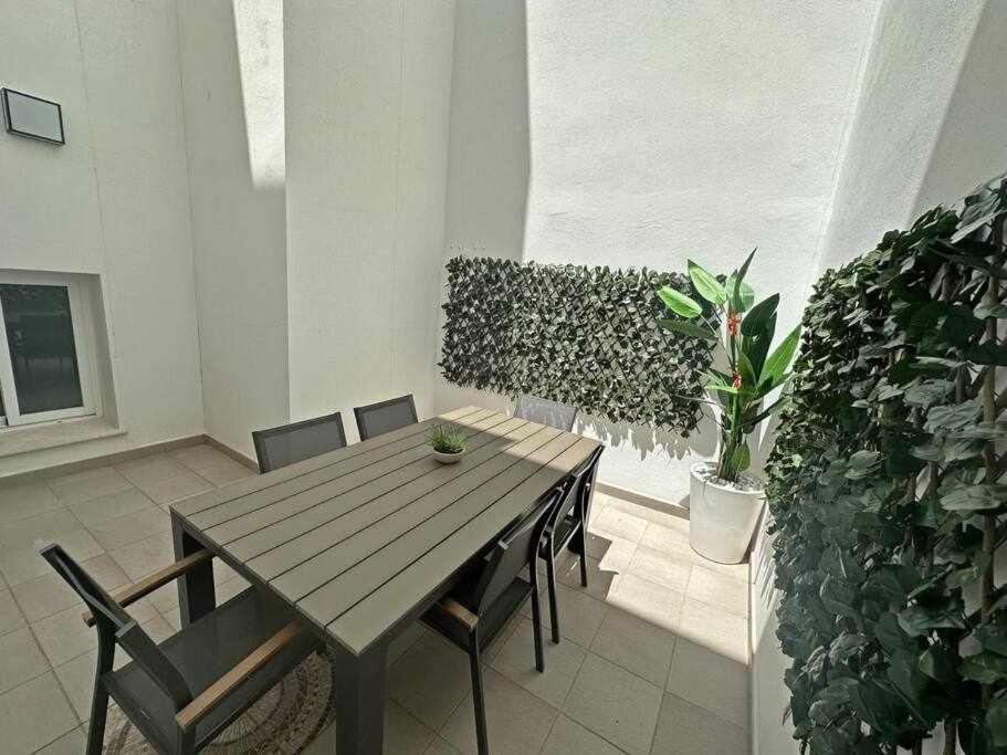 Xxii Apartamentos Morales&Arnal Estepona Exterior photo